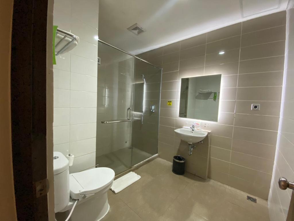 Opi Indah Hotel Palembang Eksteriør bilde
