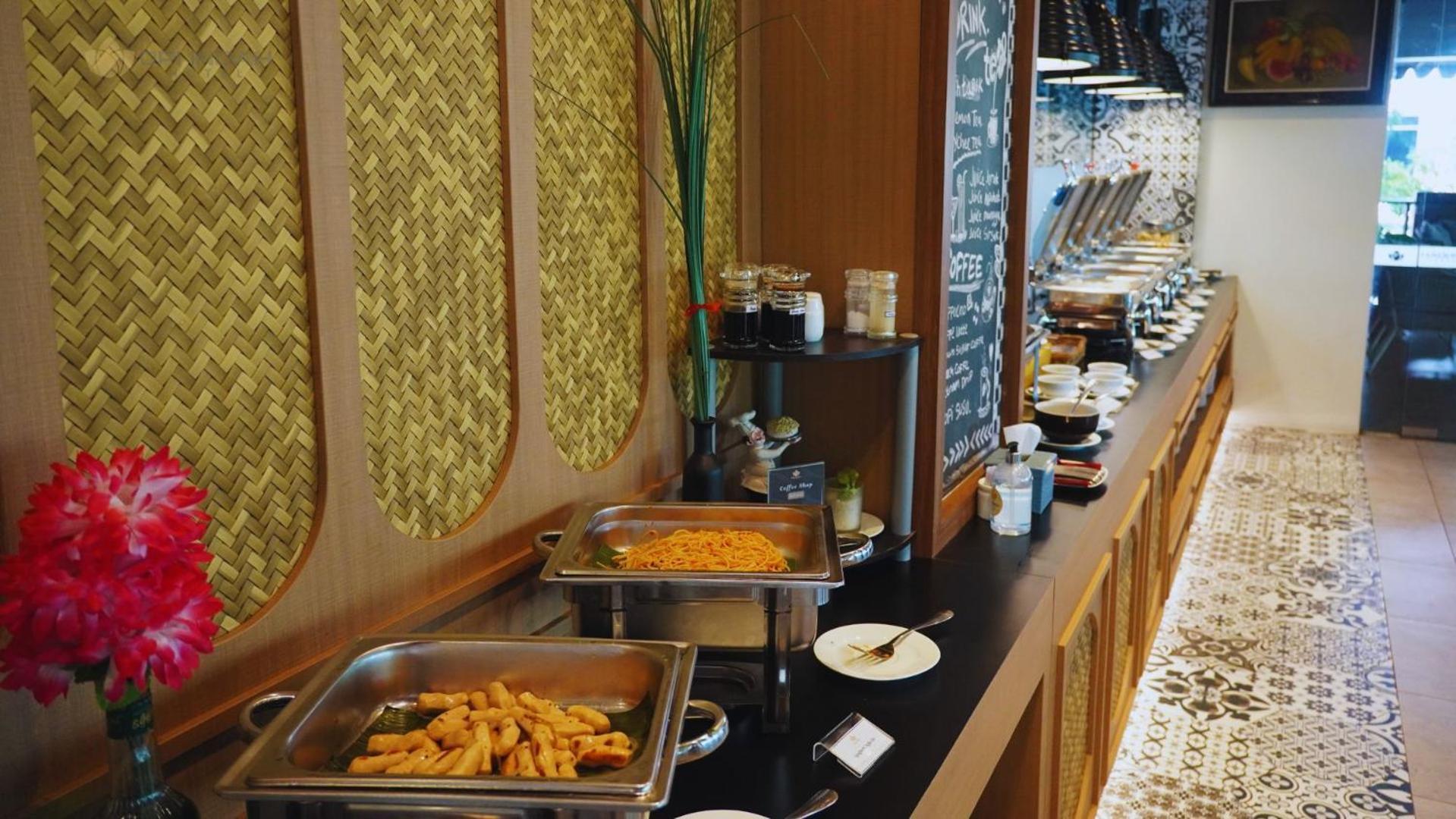 Opi Indah Hotel Palembang Eksteriør bilde