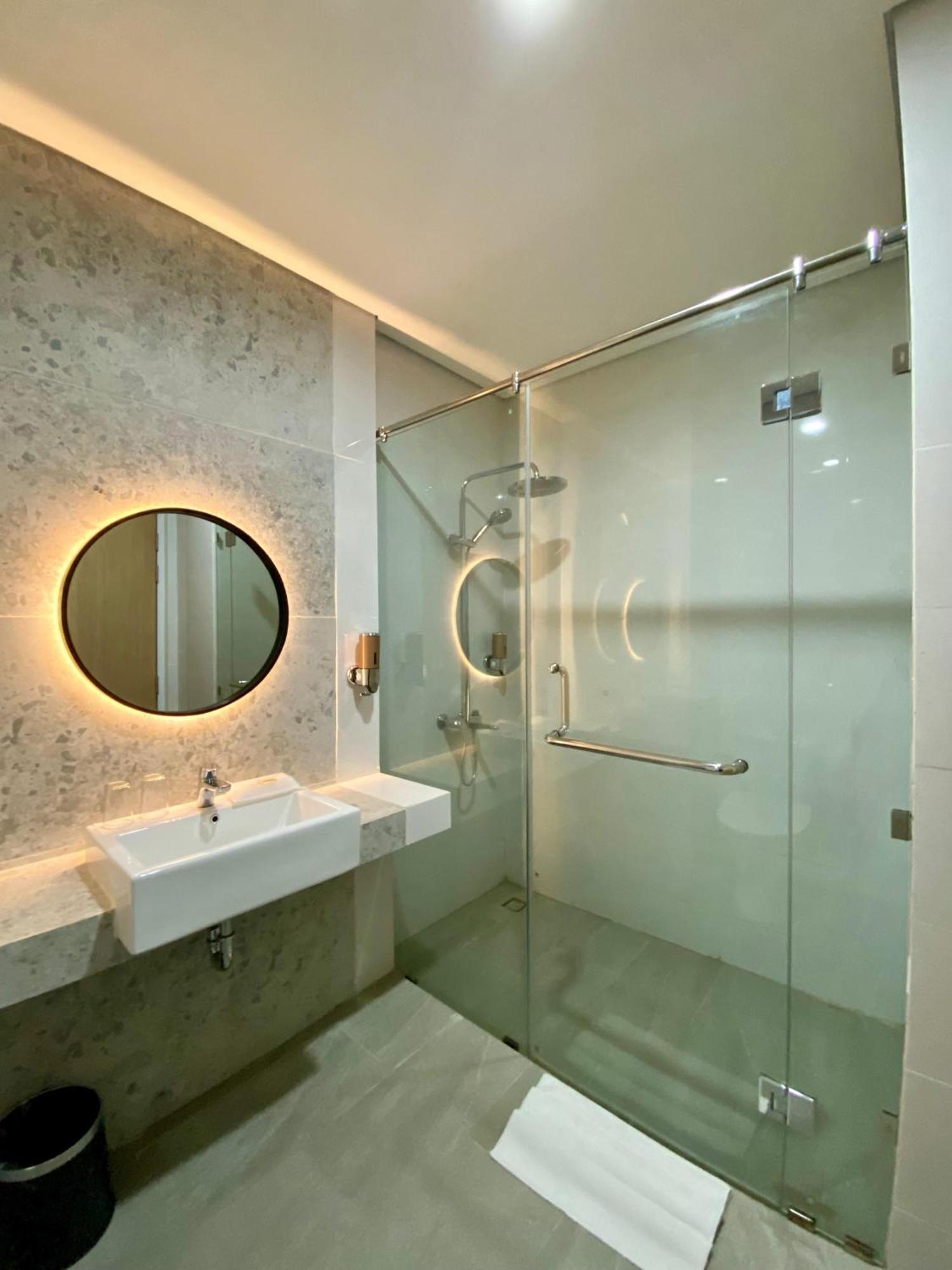 Opi Indah Hotel Palembang Eksteriør bilde