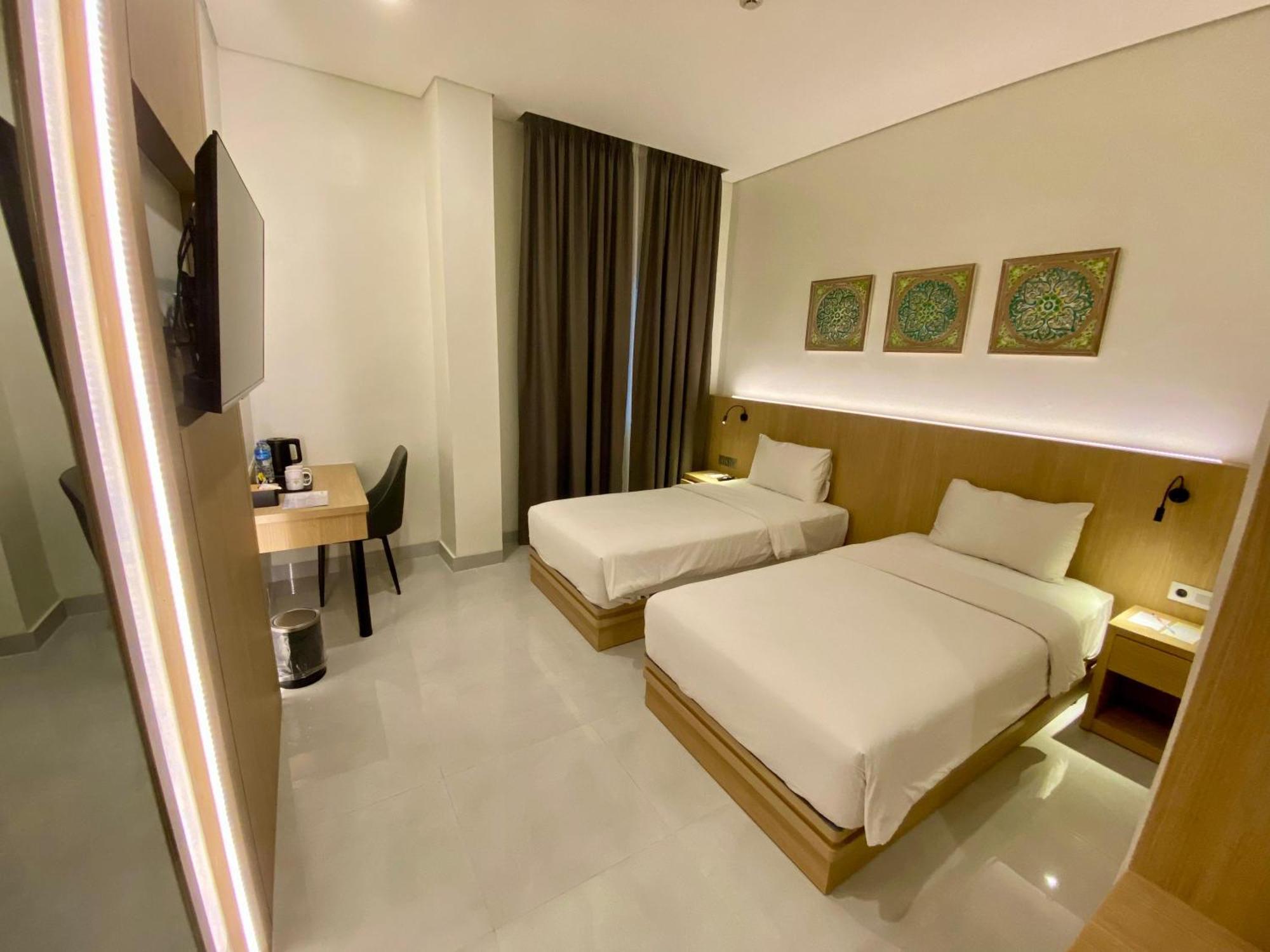 Opi Indah Hotel Palembang Eksteriør bilde
