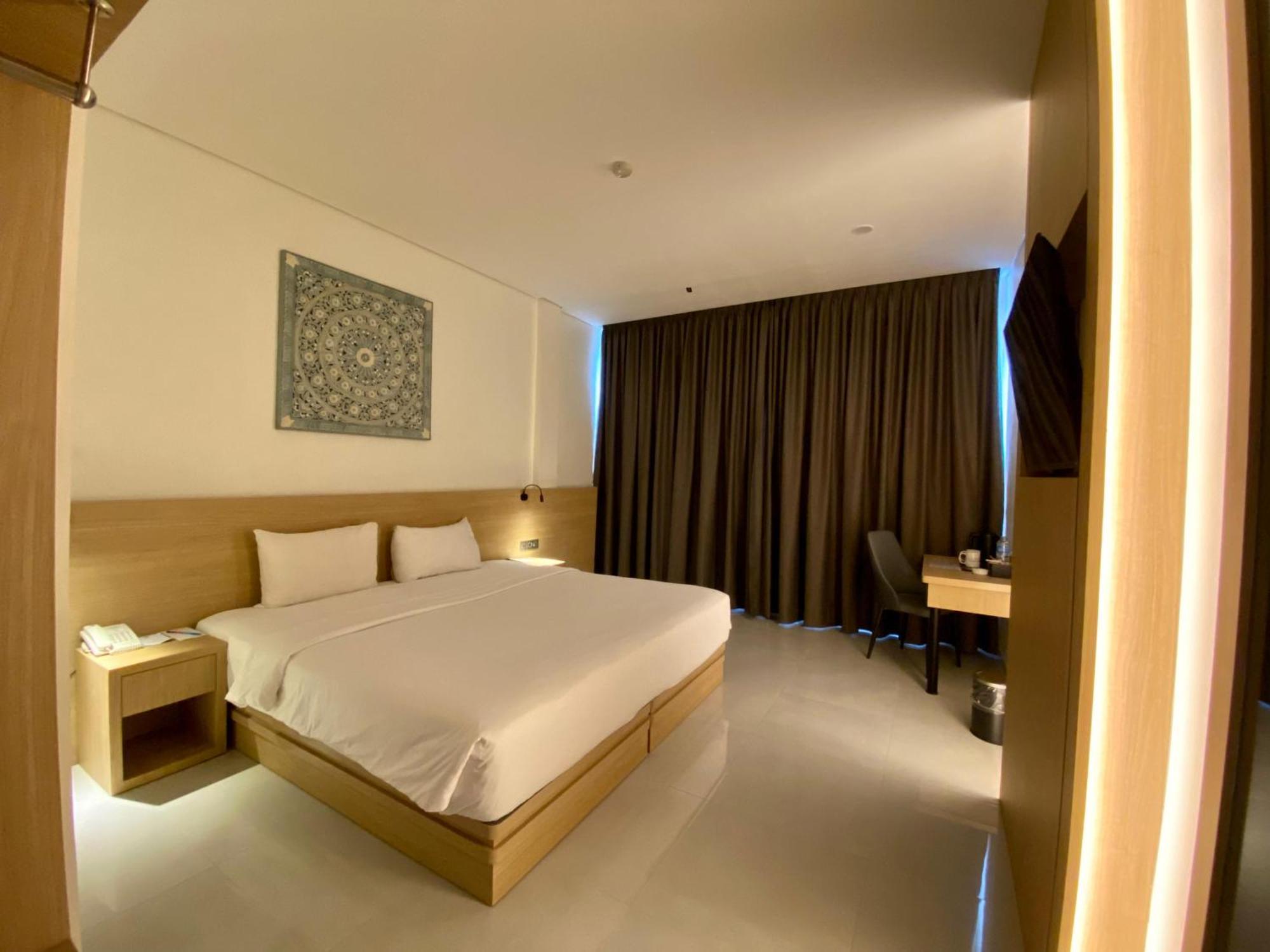 Opi Indah Hotel Palembang Eksteriør bilde