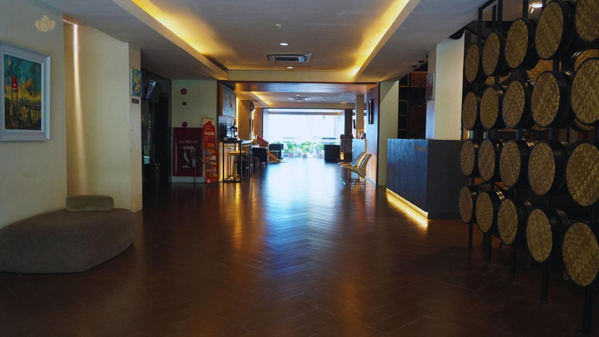 Opi Indah Hotel Palembang Eksteriør bilde