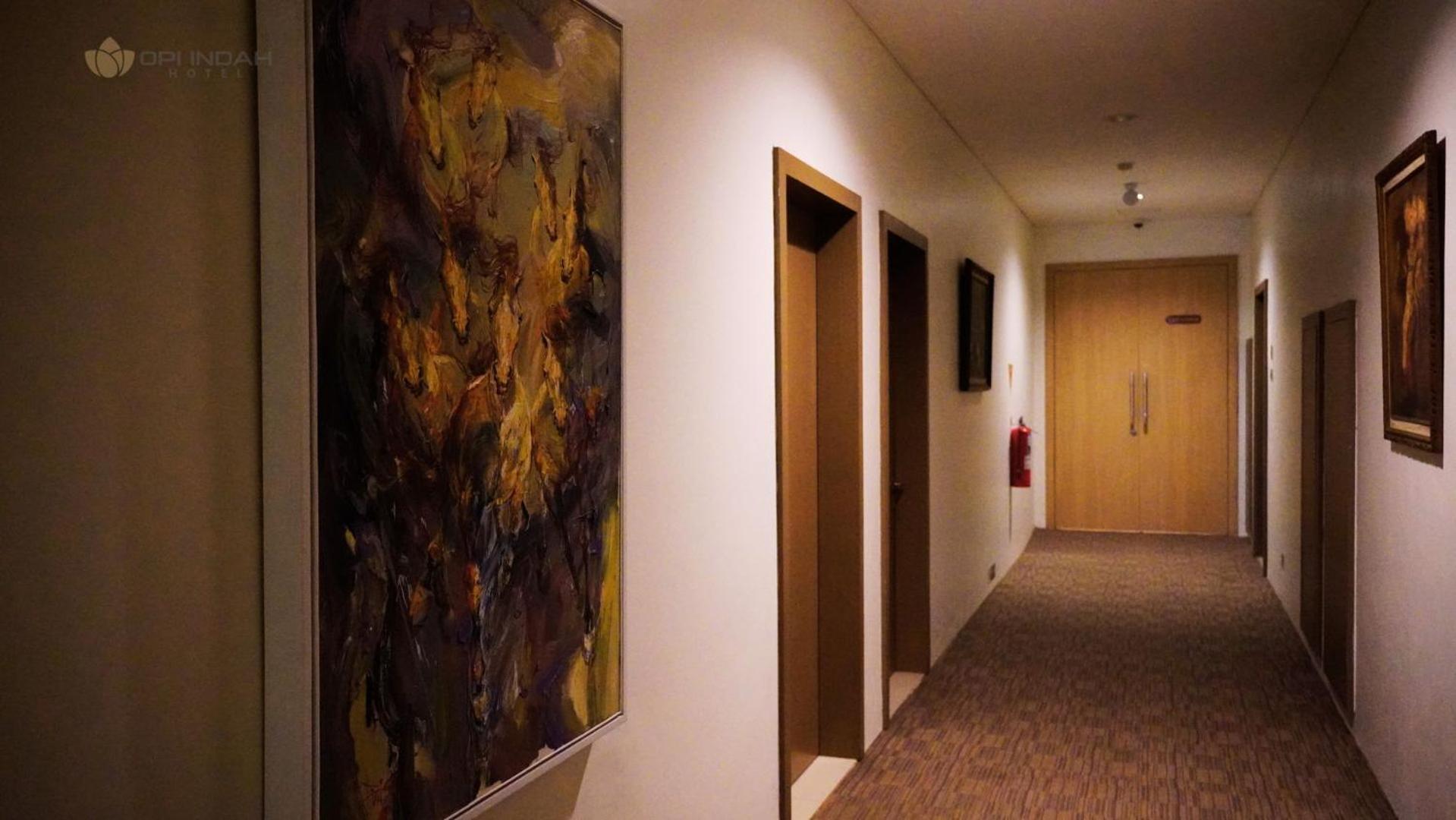 Opi Indah Hotel Palembang Eksteriør bilde