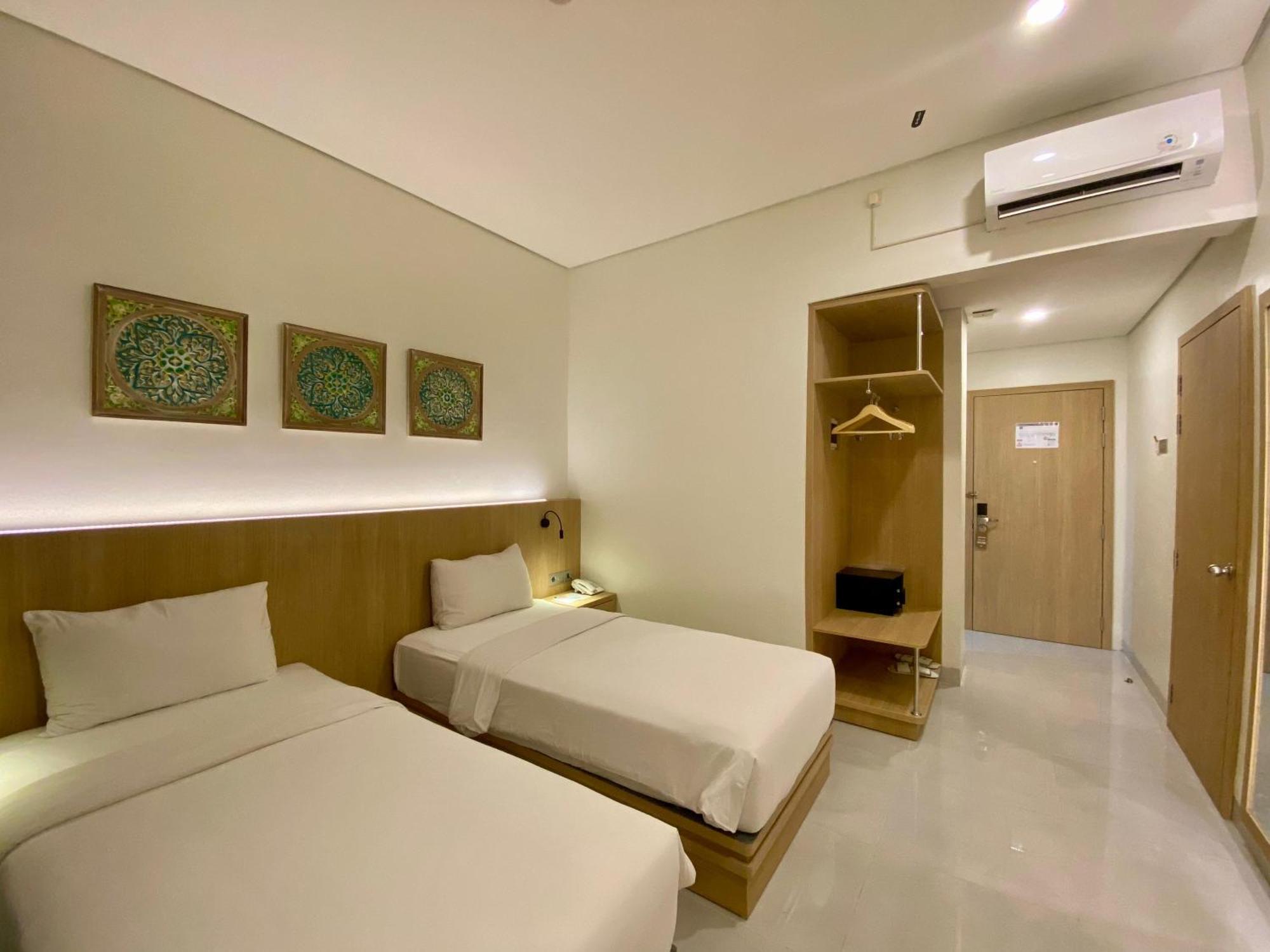 Opi Indah Hotel Palembang Eksteriør bilde