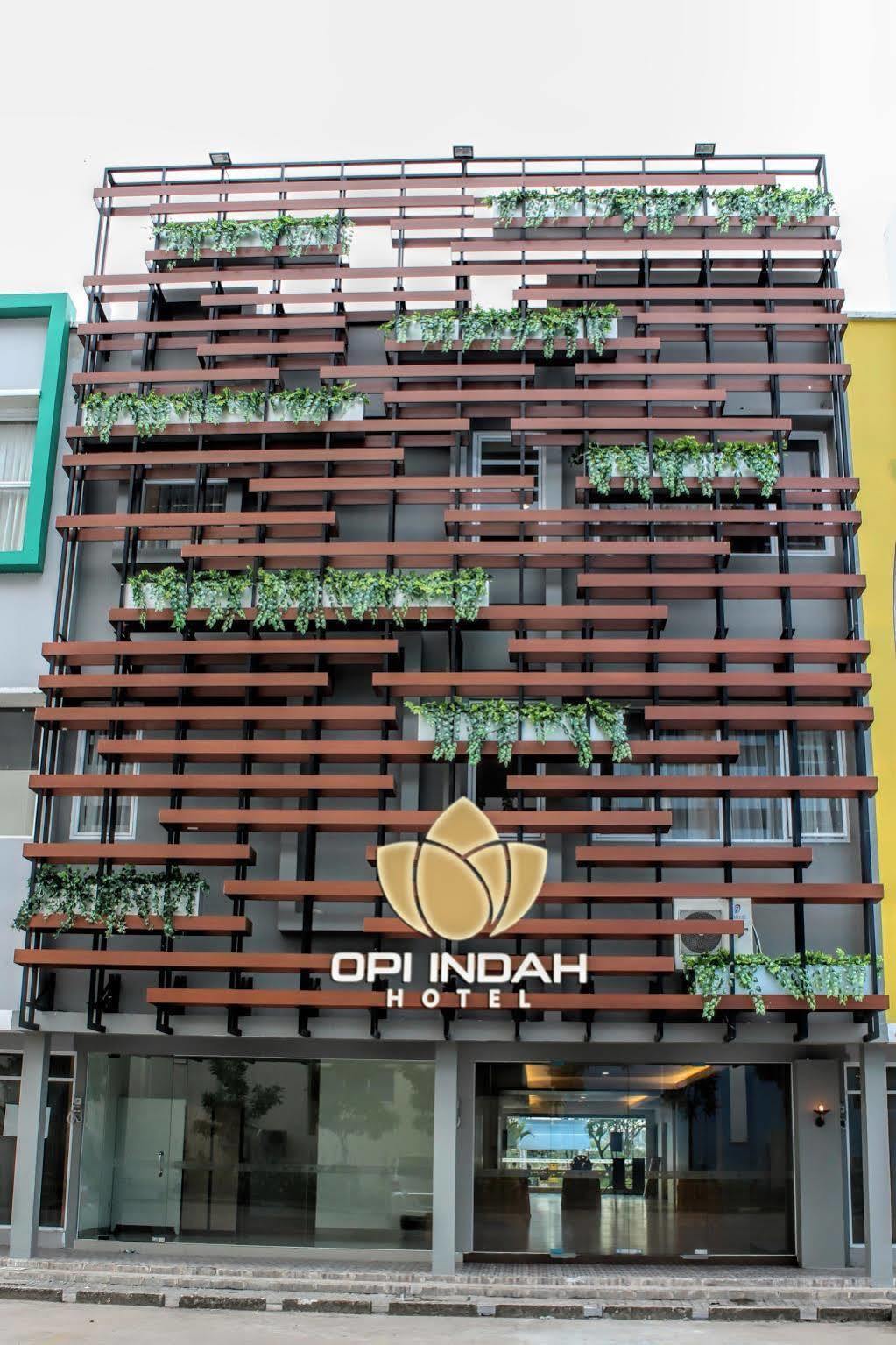 Opi Indah Hotel Palembang Eksteriør bilde