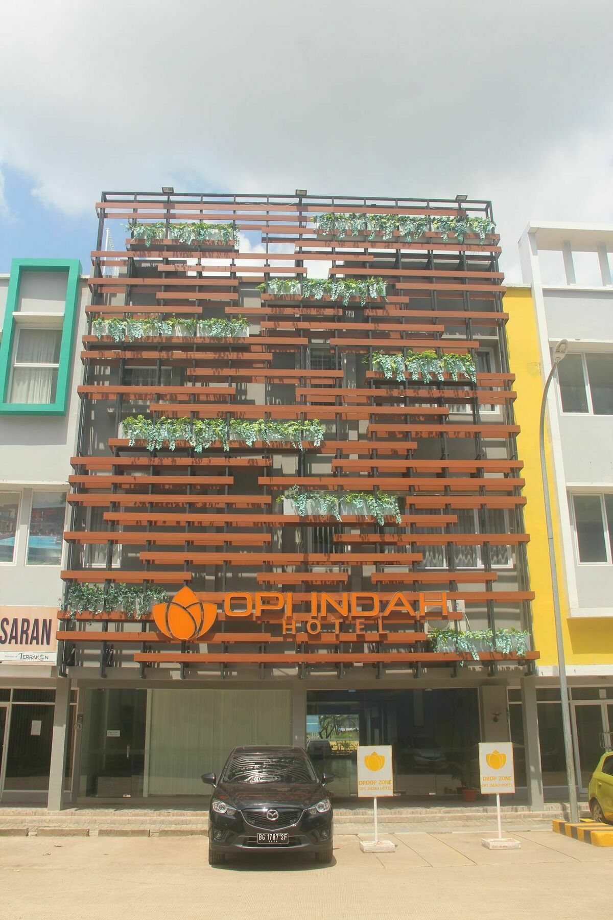 Opi Indah Hotel Palembang Eksteriør bilde