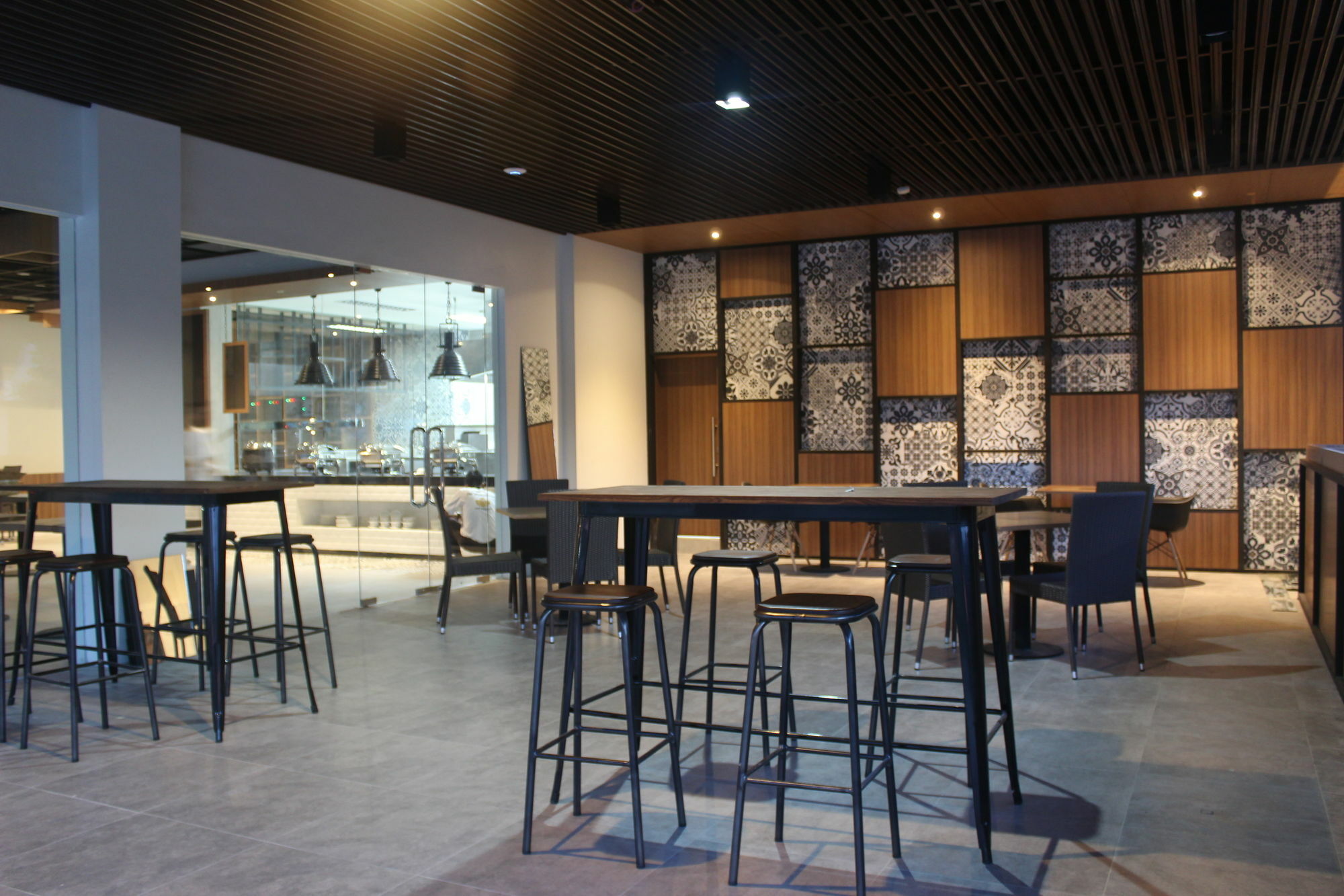 Opi Indah Hotel Palembang Eksteriør bilde